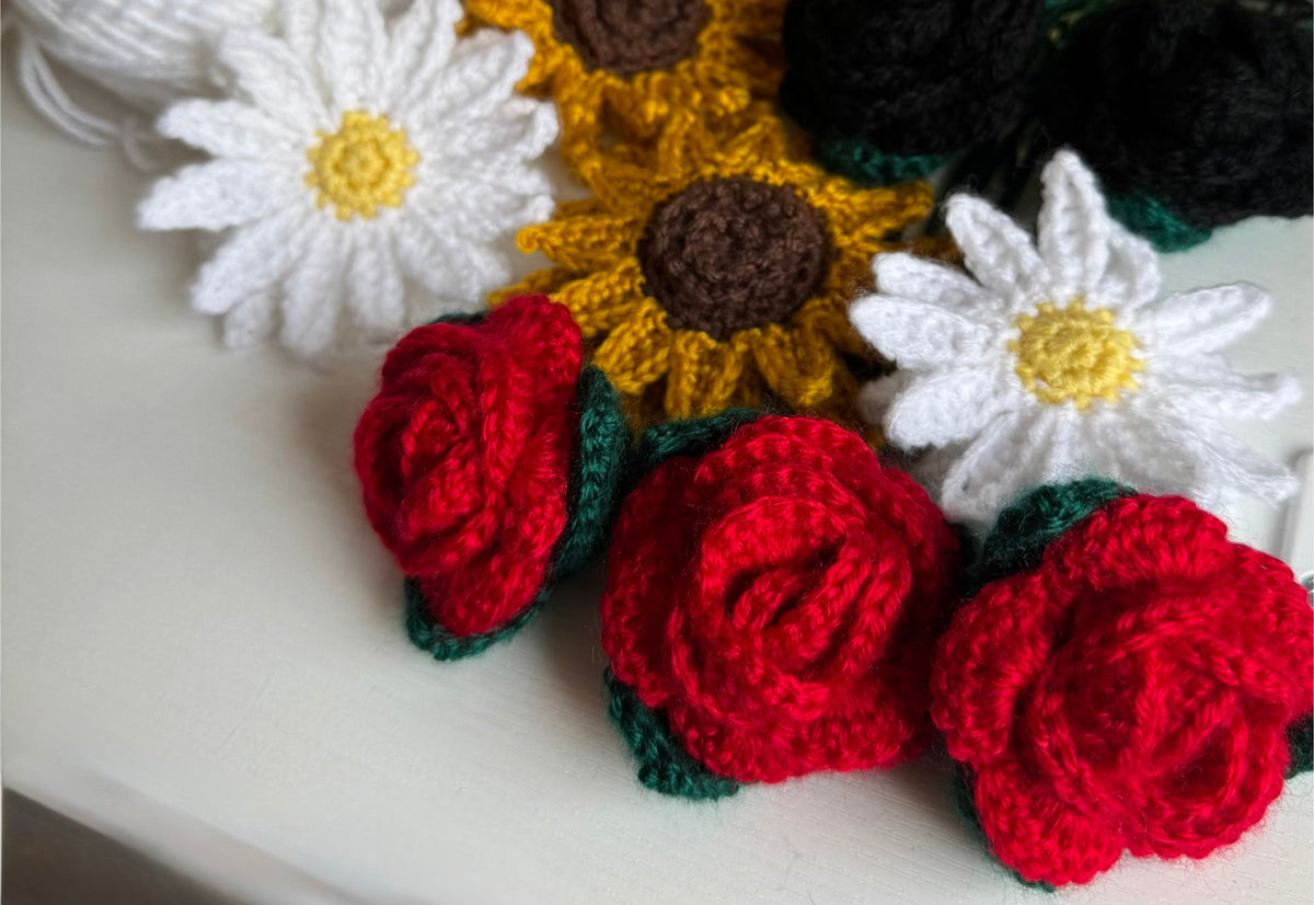 Crochet flower hair clips