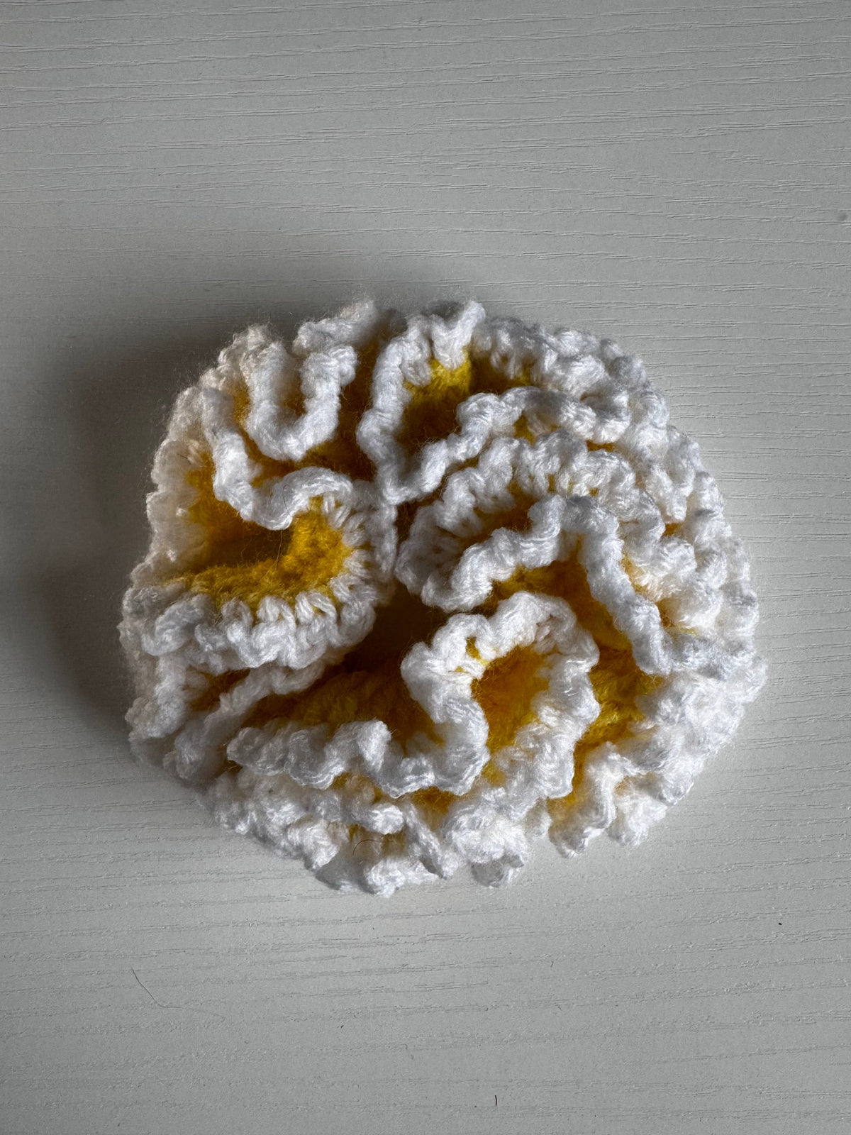Crochet Chunky Daisy Scrunchie